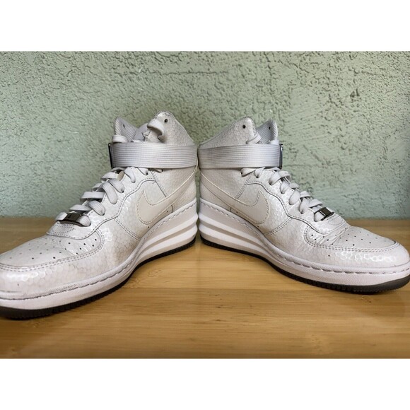 Size 7.5 - Nike Lunar Force 1 Sky Premium High Triple White W 654850-101 - Picture 5 of 12